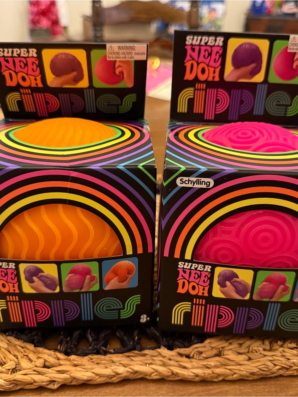 Super NeeDoh Ripples Squishy Stress Ball - Orange & Hot Pink